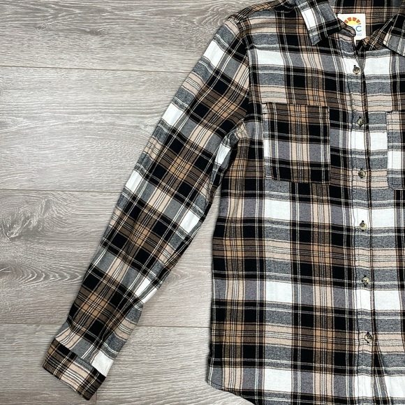 NWOT C&C California Long Sleeve Button Down Flannel Shirt M - Picture 4 of 16